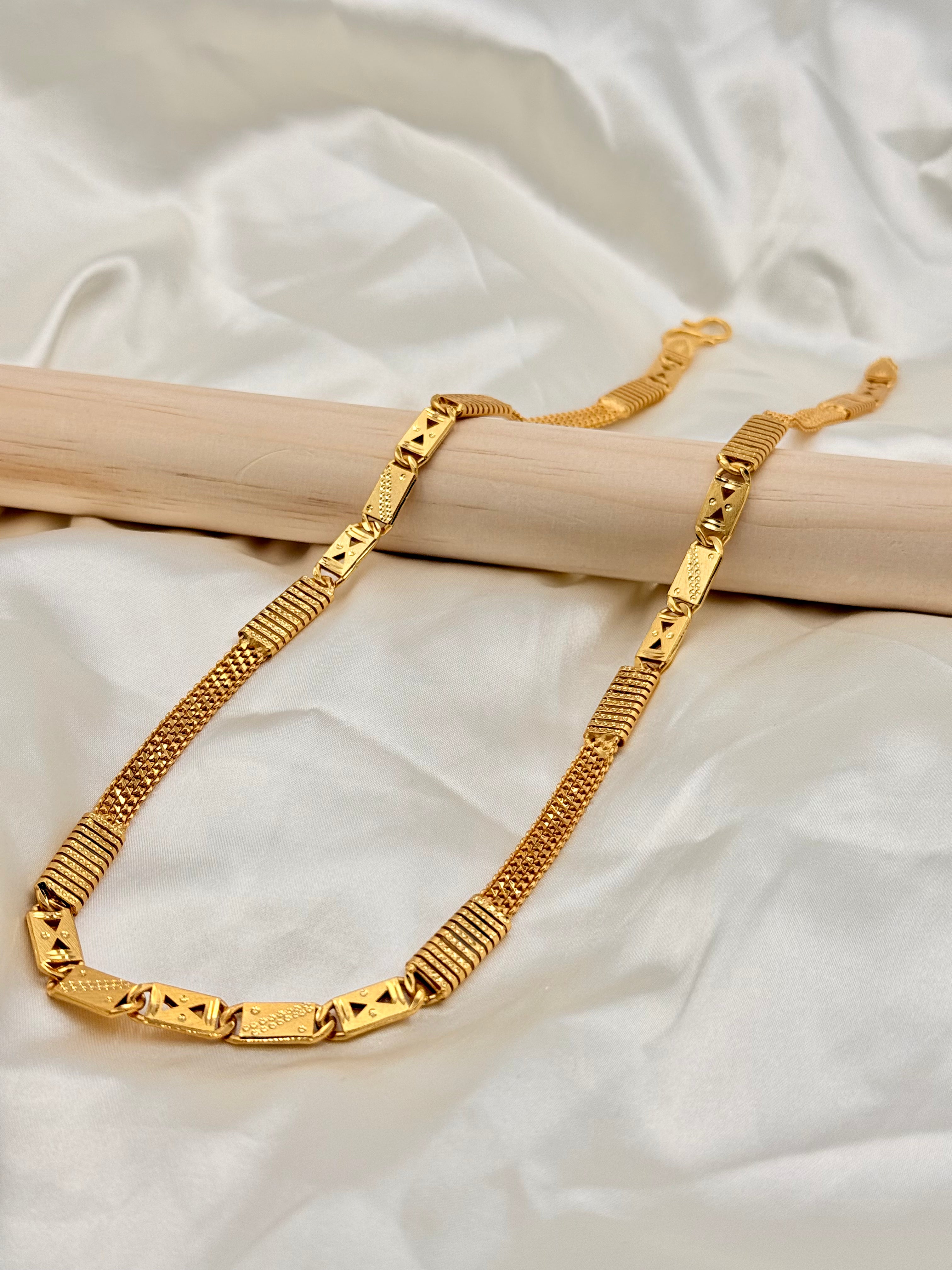 1 Gram Gold Geometric Box-Link Designer Chain