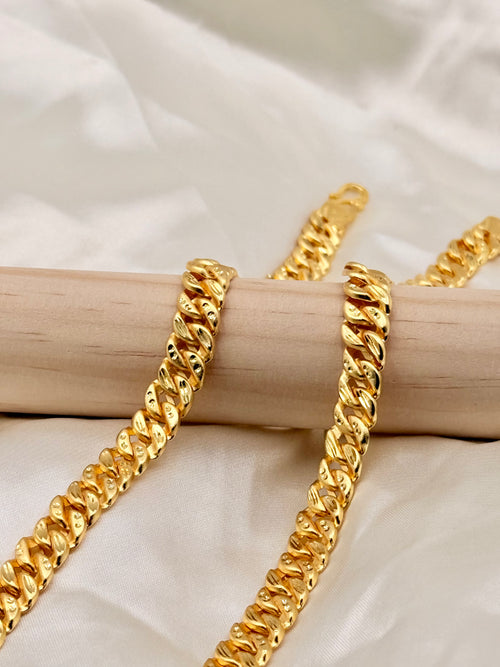 1 Gram Gold CowBoy Cuban Link Chain