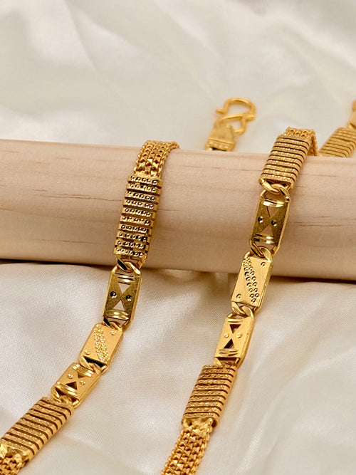 1 Gram Gold Geometric Box-Link Designer Chain
