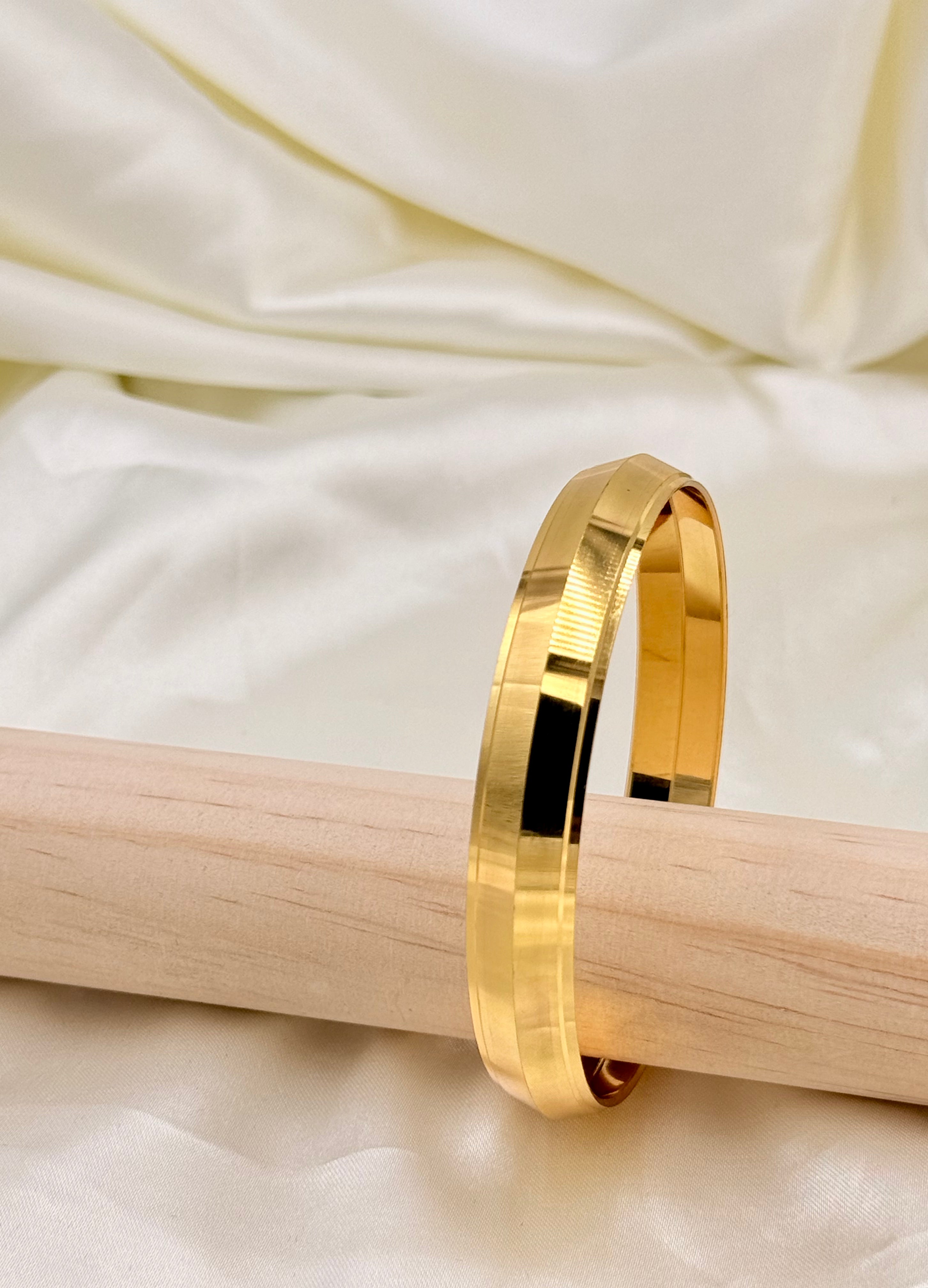 Gold Plated Sleek Flat-Cut Kada