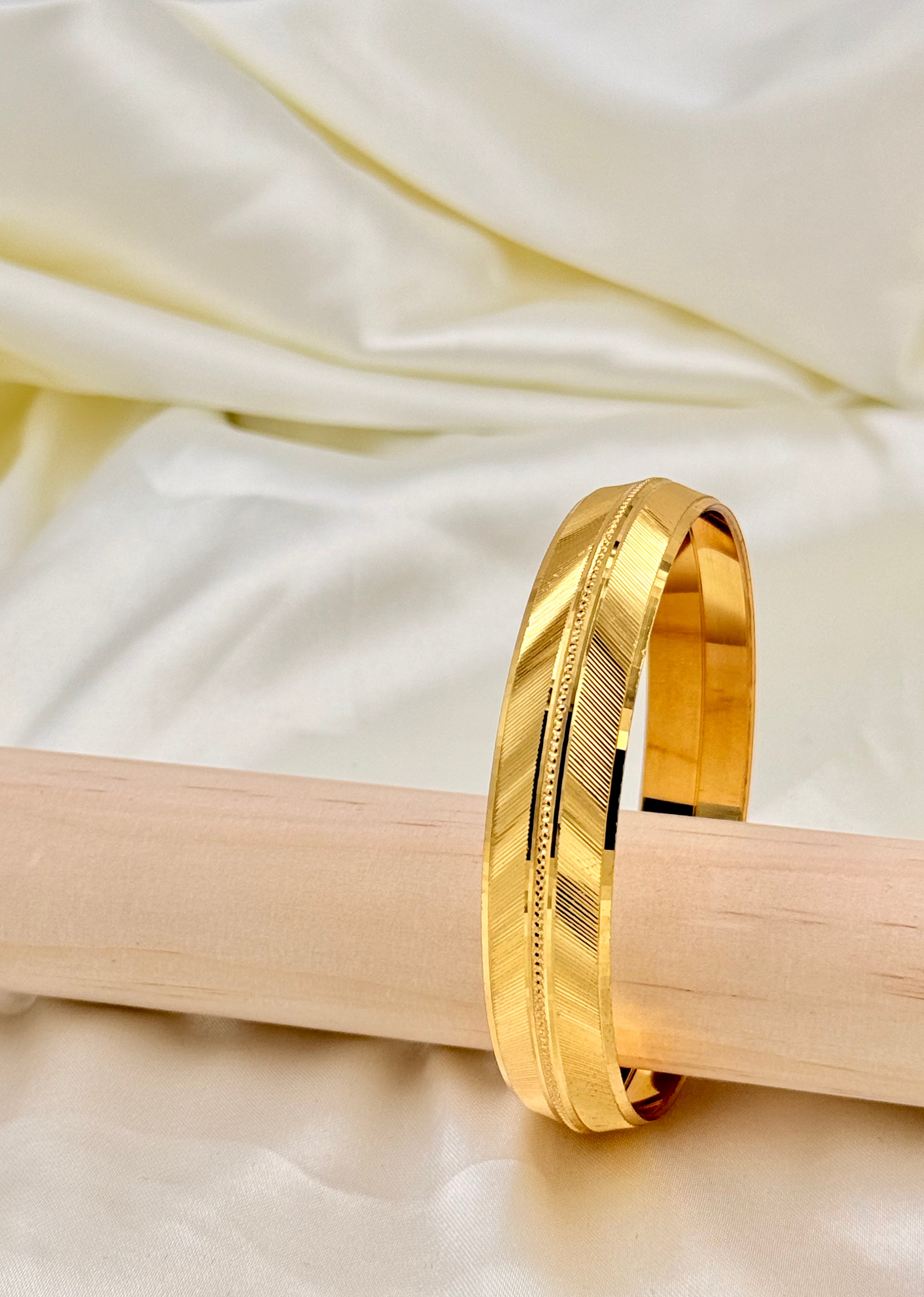 Gold Plated Linear Cut Kada