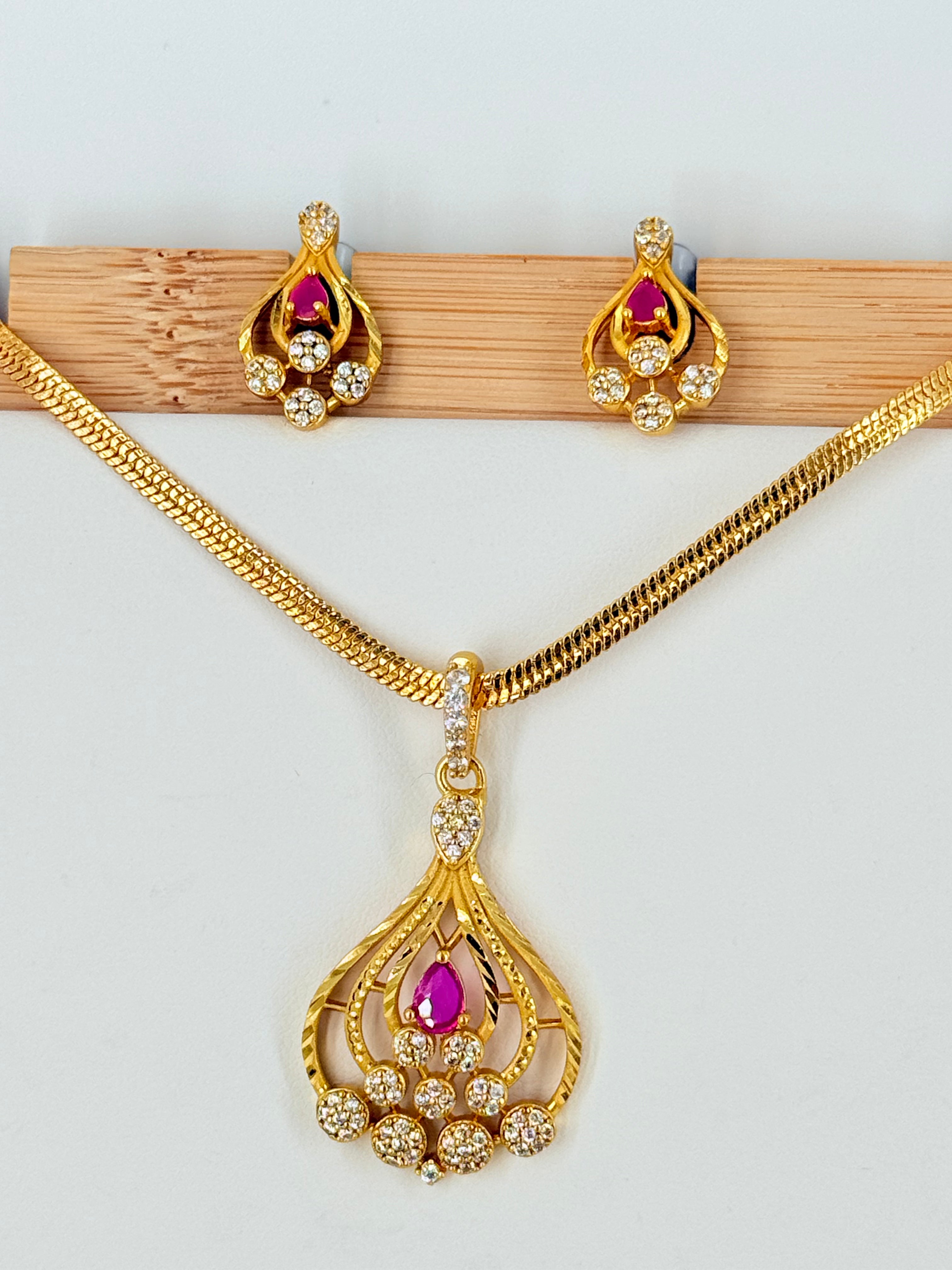 Gold Plated Pink Stone Pendant Set With Chain